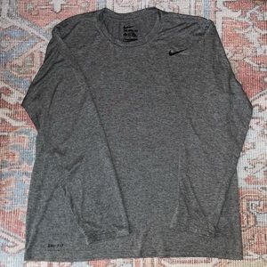 NIKE heathered gray dri-fit tee